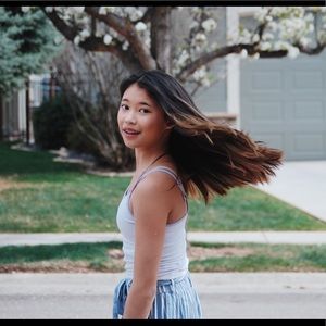 Meet your Posher, Mia